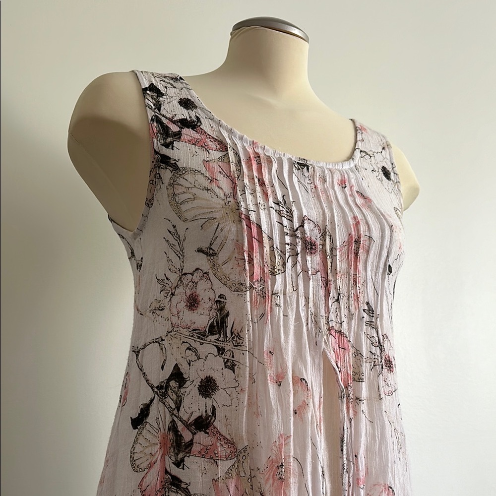 Floral Sleeveless Tunic Top - Picture 2 of 9